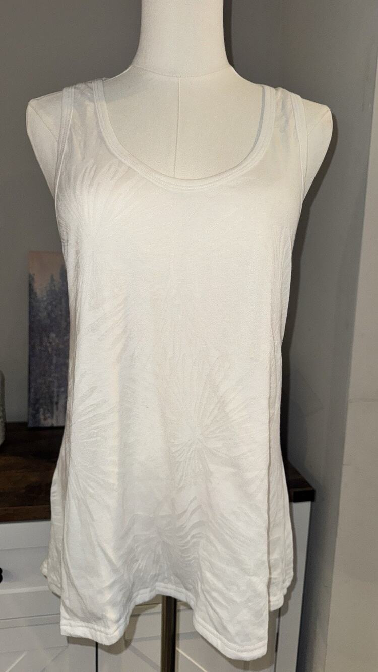 Yidarton Women’s White Tropical Burnout Tank Top Size S Sleeveless Tunic NWT